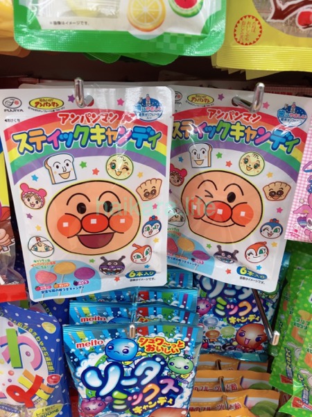 節約！100均でアンパンマンのお菓子や食品が買える！